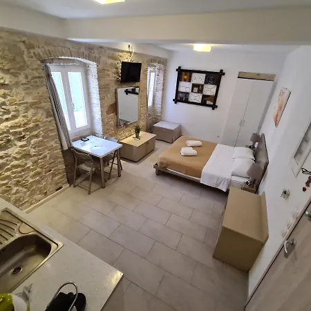 Nj Corfu Boutique * Corfu (city)