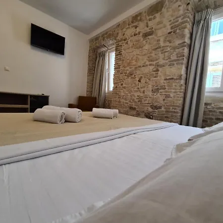 Nj Corfu Boutique * Corfu (city)